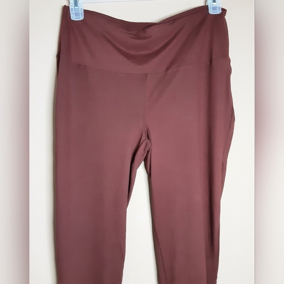 NEW Zenana Plus Size Premium Microfiber Wide Waistband Leggings-Sz. 2X - Picture 2 of 5